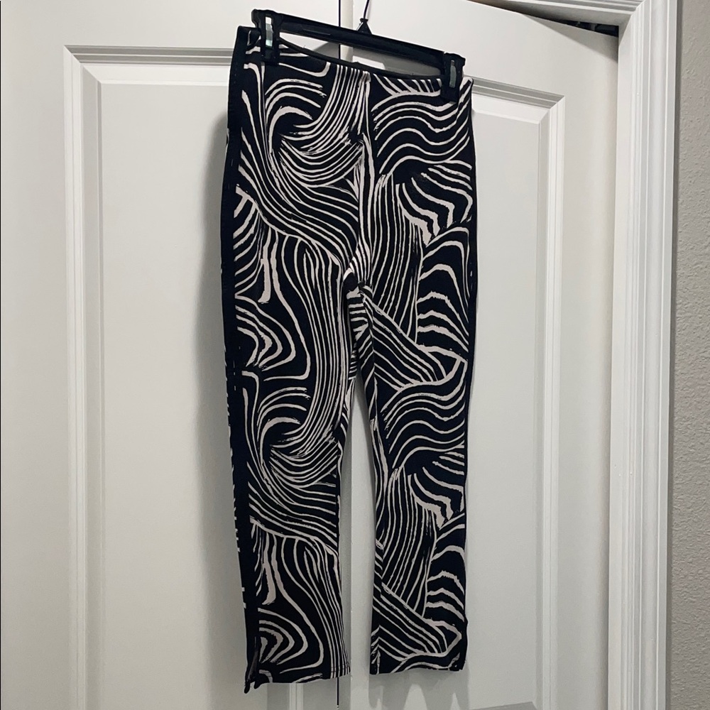 Elite Tahari Black/White Zebra Print Geo Curve Stretch Cropped Pants SZ Small
